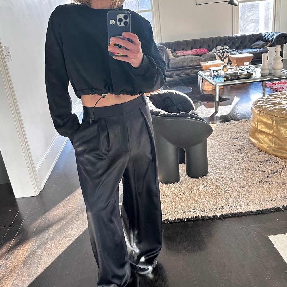 FRANKIE SHOP size medium black crop crewneck sweatshirt. Perfect condition.